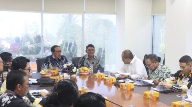 Rapat Koordinasi (Rakor) Forum Kemitraan Pengelola Kerjasama Fasilitas Kesehatan Tahun 2025 yang digelar pada Jumat, 13 Juni 2025, di Kantor BPJS Kesehatan Sukabumi.