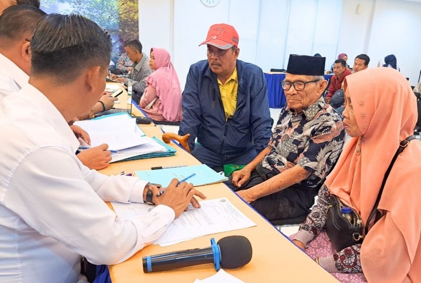 Kantor Pertanahan Kabupaten Sukabumi kembali melaksanakan kegiatan pemberian uang ganti kerugian kepada masyarakat terdampak, Rabu (2/7/2025).