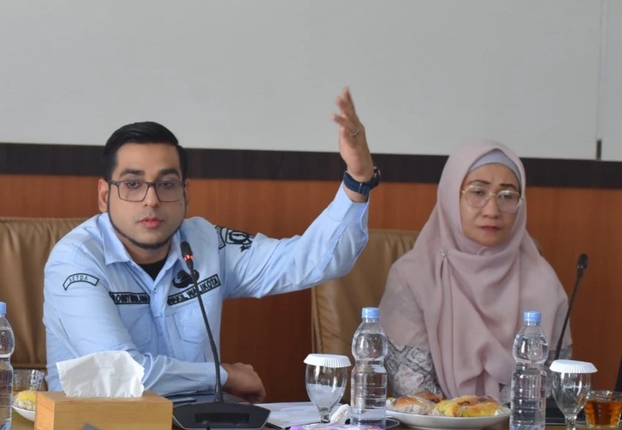Wakil Wali Kota menyampaikan arahan sekaligus instruksi dari Wali Kota Sukabumi terkait urgensi penanganan kerugian daerah. Ia menegaskan bahwa persoalan kerugian daerah yang telah berlangsung sejak tahun 2005 harus segera ditindaklanjuti dan diselesaikan secara maksimal. “Penyelesaian kerugian daerah harus menjadi prioritas bersama demi terwujudnya tata kelola pemerintahan yang bersih dan akuntabel,” ujarnya.