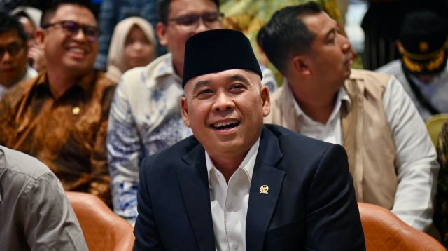 Heri Gunawan (Hergun), Anggota DPR RI Fraksi Gerindra, dalam peringatan HUT RI ke-80 menegaskan bahwa kemerdekaan harus diwujudkan dengan kerja nyata untuk rakyat. Ia menyerukan persatuan bangsa, kesejahteraan rakyat, serta menjadikan Indonesia berdaulat, sejahtera, dan maju.