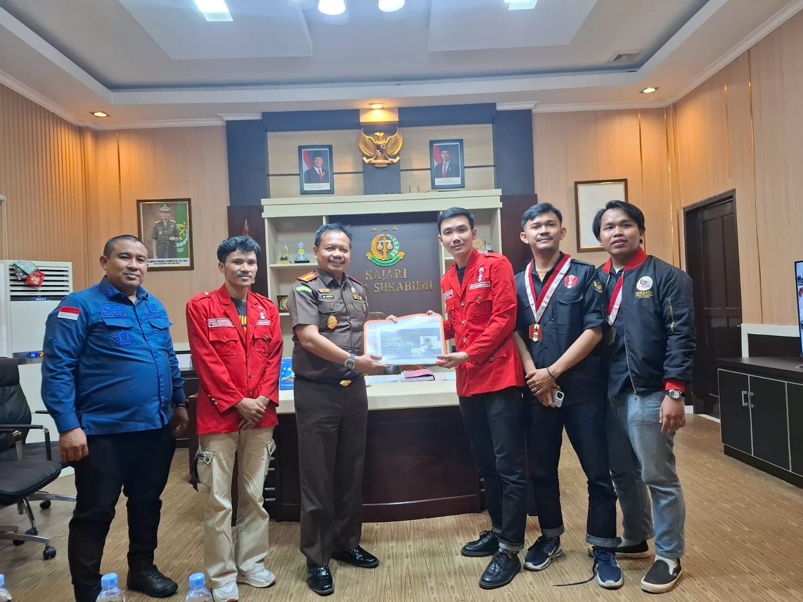 GMNI desak Kejaksaan usut dugaan rangkap jabatan di Pemkot Sukabumi yang dinilai berpotensi gratifikasi dan melanggar asas tata kelola pemerintahan.