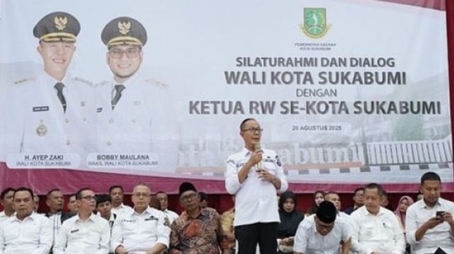 Pemerintah Kota Sukabumi meningkatkan alokasi dana insentif untuk Ketua RT dan RW pada 2025. Besaran anggaran yang semula Rp11 miliar pada 2024, melonjak menjadi Rp21 miliar tahun depan.
