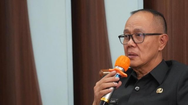 Fraksi PKS DPRD Kota Sukabumi menolak penghapusan Program Pemberdayaan Rukun Warga (P2RW) dan menyebut penggantinya, program padat karya, tidak efektif. Mereka menilai P2RW adalah wadah aspirasi warga yang harus dipertahankan demi pembangunan berbasis kebutuhan masyarakat.