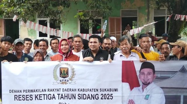 Warga Gunung Buleud, Simpenan, sambut reses Ketua Komisi II DPRD Sukabumi Hamzah Gurnita. Infrastruktur dan aspirasi warga jadi prioritas utama.