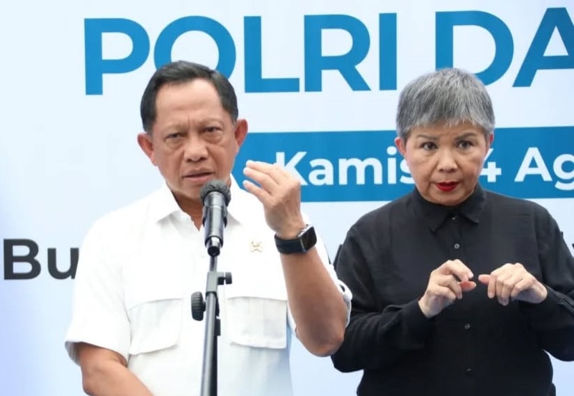 Mendagri Tito Karnavian imbau kepala daerah tidak flexing dan menunda perjalanan dinas ke luar negeri demi menjaga citra publik serta fokus pada pengendalian inflasi.