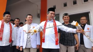Presiden PKS Al Muzzammil Yusuf mengunjungi Masjid Sejuta Pemuda di Sukabumi pada momentum Sumpah Pemuda 2025. Dalam kunjungannya, ia meresmikan Tim Tanggap Bencana PKS dan menyerukan kebangkitan generasi muda untuk membangun bangsa.