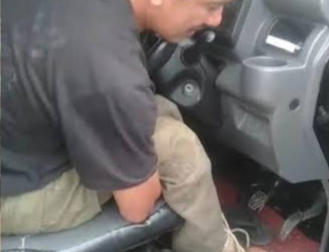 olisi memastikan video viral dugaan pembegalan di Jalur Lingkar Selatan Kabupaten Sukabumi merupakan hoaks. Seorang sopir sayur mengakui merekayasa kejadian tersebut untuk menutupi masalah utang dan uang setoran majikan.