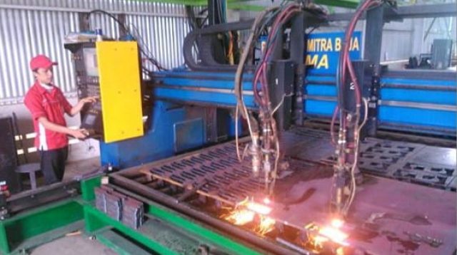 AMPH RI mendesak Kejari Sukabumi mengusut dugaan korupsi pembiayaan Rp176,7 miliar oleh BRI Syariah kepada PT Alpindo Mitra Baja yang dinyatakan pailit.