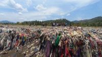 Pantai Talanca atau Cibutun di Simpenan kembali dipenuhi sampah. Bupati Sukabumi Asep Japar instruksikan DLH dan siapkan gerakan bersih massal.
