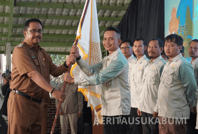 Bupati Sukabumi Asep Japar resmi mengukuhkan kepengurusan Komite Ekonomi Kreatif Kabupaten Sukabumi periode 2026–2030 di Bumi Mandiri Center (BMC) Kadudampit, Selasa (12/5/2026).