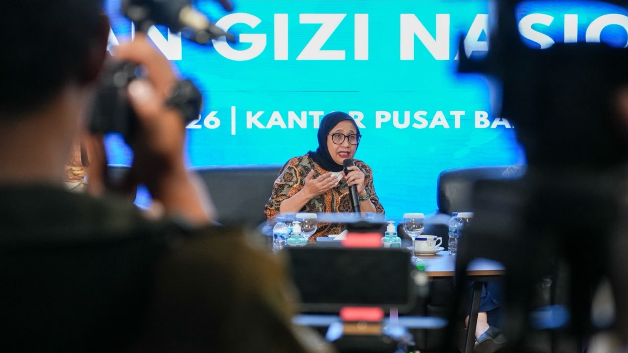 adan Gizi Nasional (BGN) mulai melakukan pembenahan besar dalam pelaksanaan Program Makan Bergizi Gratis (MBG). Langkah ini dilakukan untuk memastikan program unggulan pemerintah tersebut berjalan lebih efektif, tepat sasaran, serta mampu menjangkau masyarakat yang benar-benar membutuhkan.