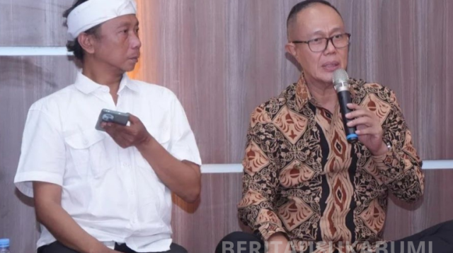 **Deskripsi SEO:** Kekecewaan warga Kota Sukabumi terhadap kepemimpinan Wali Kota Ayep Zaki disebut semakin menguat. Pentolan NusaBumi Institute, Dedi Suryadi, menegaskan aksi massa 2 Juni 2026 merupakan gerakan murni masyarakat yang menuntut realisasi janji kampanye, termasuk dana abadi Rp10 juta untuk RT/RW. Di tengah gelombang protes, wacana pemakzulan wali kota pun mulai berkembang.