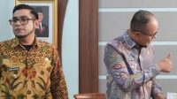 Hubungan Wali Kota Sukabumi Ayep Zaki dan Wakil Wali Kota Bobby Maulana dikabarkan merenggang di tengah meningkatnya kritik publik terhadap kinerja pemerintah daerah. Pengamat politik menyoroti dinamika yang berkembang di internal Pemkot Sukabumi.