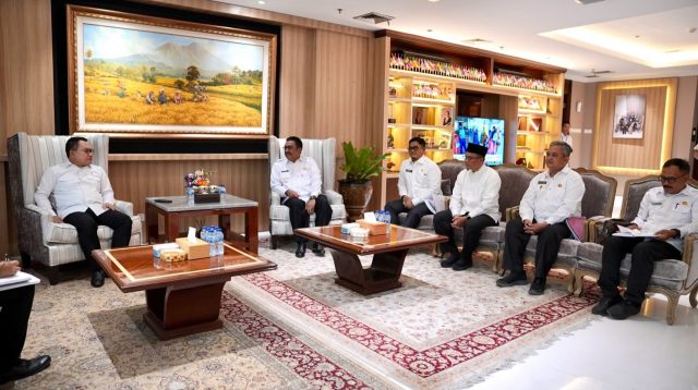 Bupati Sukabumi Asep Japar berkoordinasi dengan KSP RI membahas percepatan pemulihan bencana, rehabilitasi infrastruktur, hunian warga dan mitigasi.