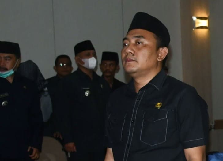 400 SPPG di Kabupaten Sukabumi diwajibkan mengurus Persetujuan Bangunan Gedung (PBG). Dari retribusi sekitar Rp5 juta per bangunan, potensi PAD Kabupaten Sukabumi diperkirakan mencapai Rp2 miliar. DPRD menegaskan retribusi PBG bukan pungutan tahunan.