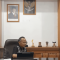 Rojab Asy’ari mencopot foto Gibran dari ruang kerja DPRD Kota Sukabumi usai putusan MK. Ia menyebutnya sebagai ekspresi pribadi dan gerakan moral.