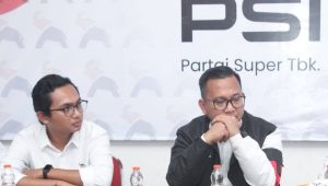 Ketua PSI Kabupaten Sukabumi Dede Abdul Latief menyoroti aksi Rojab Asy’ari mencopot foto Gibran dari ruang kerja DPRD Kota Sukabumi.