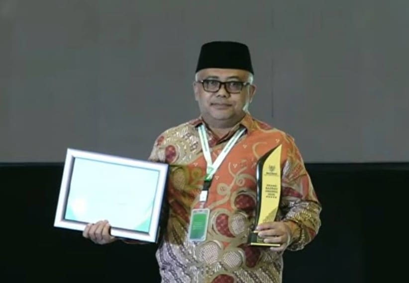 BAZNAS Kabupaten Sukabumi masuk lima besar BAZNAS Kabupaten Terbaik pada Grand BAZNAS Awards 2026. Ketua Unang Sudarma berharap prestasi ini memotivasi peningkatan pelayanan umat.