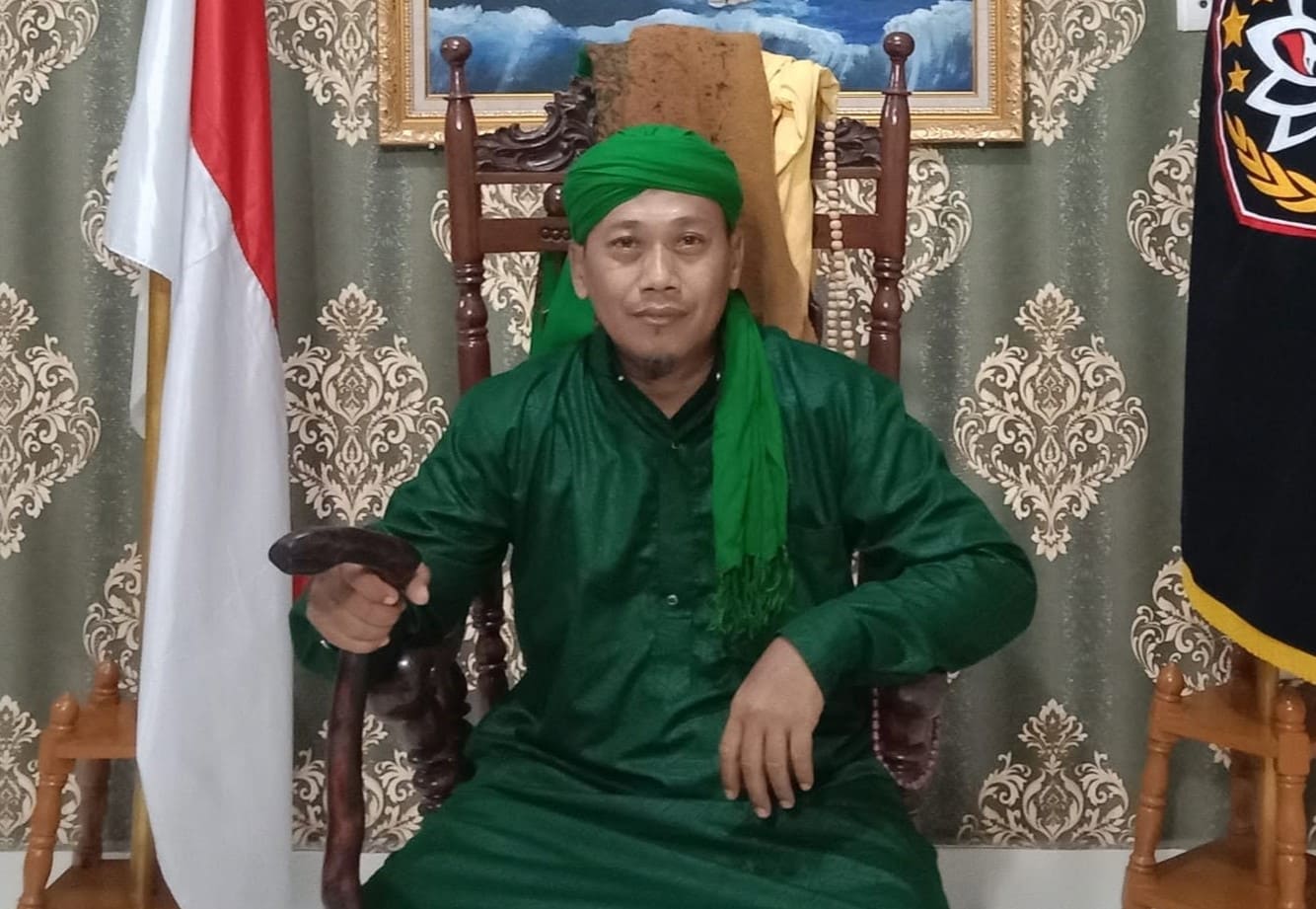 Mengenal Padepokan Albaathin Alwaliyy di Ciracap, Sukabumi, mulai dari sejarah berdiri, 89 tingkatan keilmuan, metode pengijazahan hingga aturan perguruan.